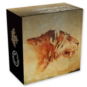 scimitar-cat-gold-etui