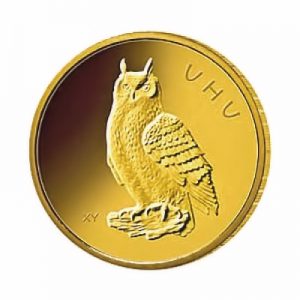 deutschland-heimische-voegel-uhu-gold