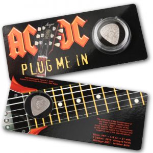 acdc-guitar-pick-plug-me-in-quarter-oz-silber-verpackung