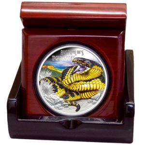deadly-and-dangerous-tiger-snake-1-oz-silber-koloriert-etui